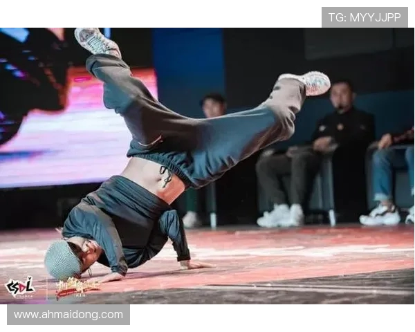 深圳街舞队在攀岩联赛中以82分稳居积分榜首位 深圳街舞队在攀岩联赛中以82分稳居积分榜首位