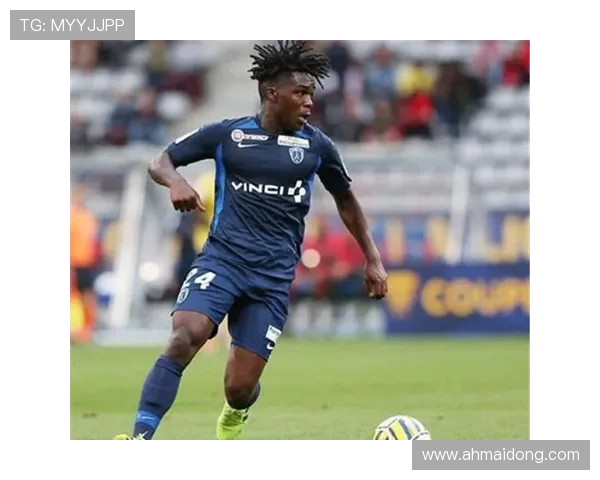 尼奥尔与巴黎的精彩对决结果揭晓赛季走势引人关注 尼奥尔与巴黎的精彩对决结果揭晓赛季走势引人关注