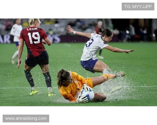 巴西国奥与哥伦比亚激战正酣谁能在友谊赛中笑到最后